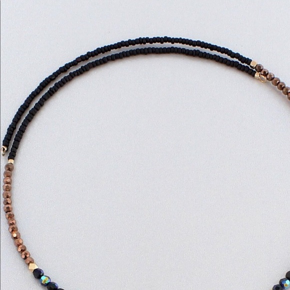 Triangle Charm Bead Choker Necklace Boutique NEW - Picture 2 of 5